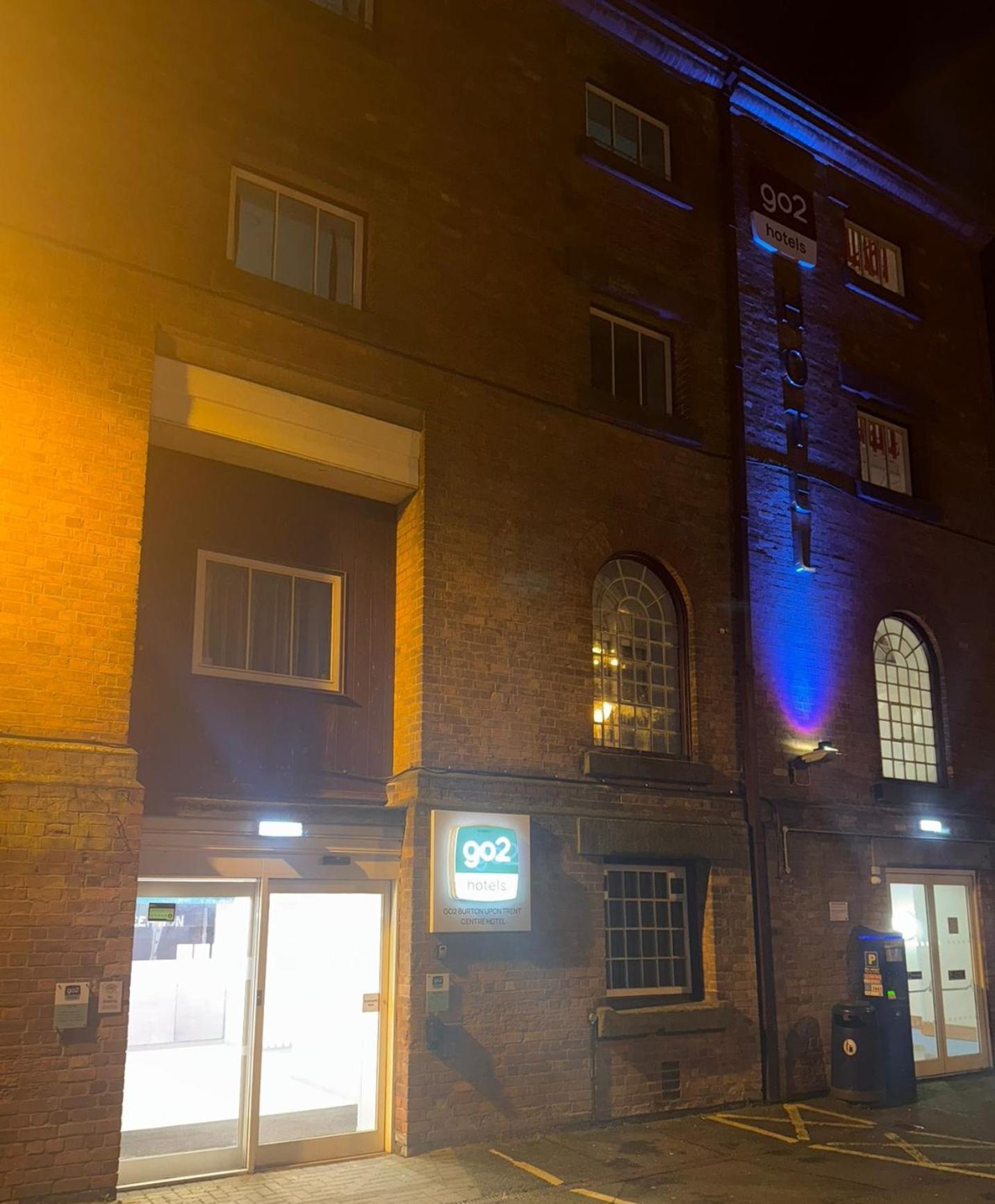 Go2 Hotels Burton Upon Trent Central Eksteriør billede